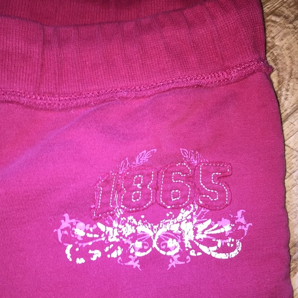 Capris - Picture 2 of 5